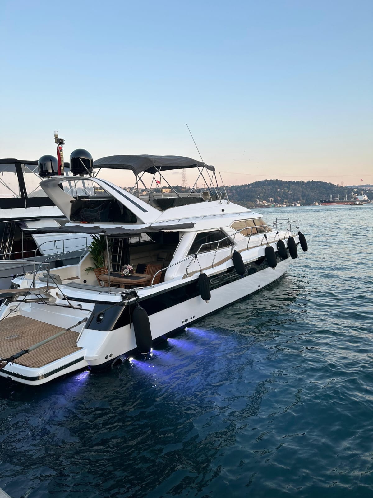 Elze Yat – Princess 500 | Boğaz’da Lüks Motoryat Deneyimi