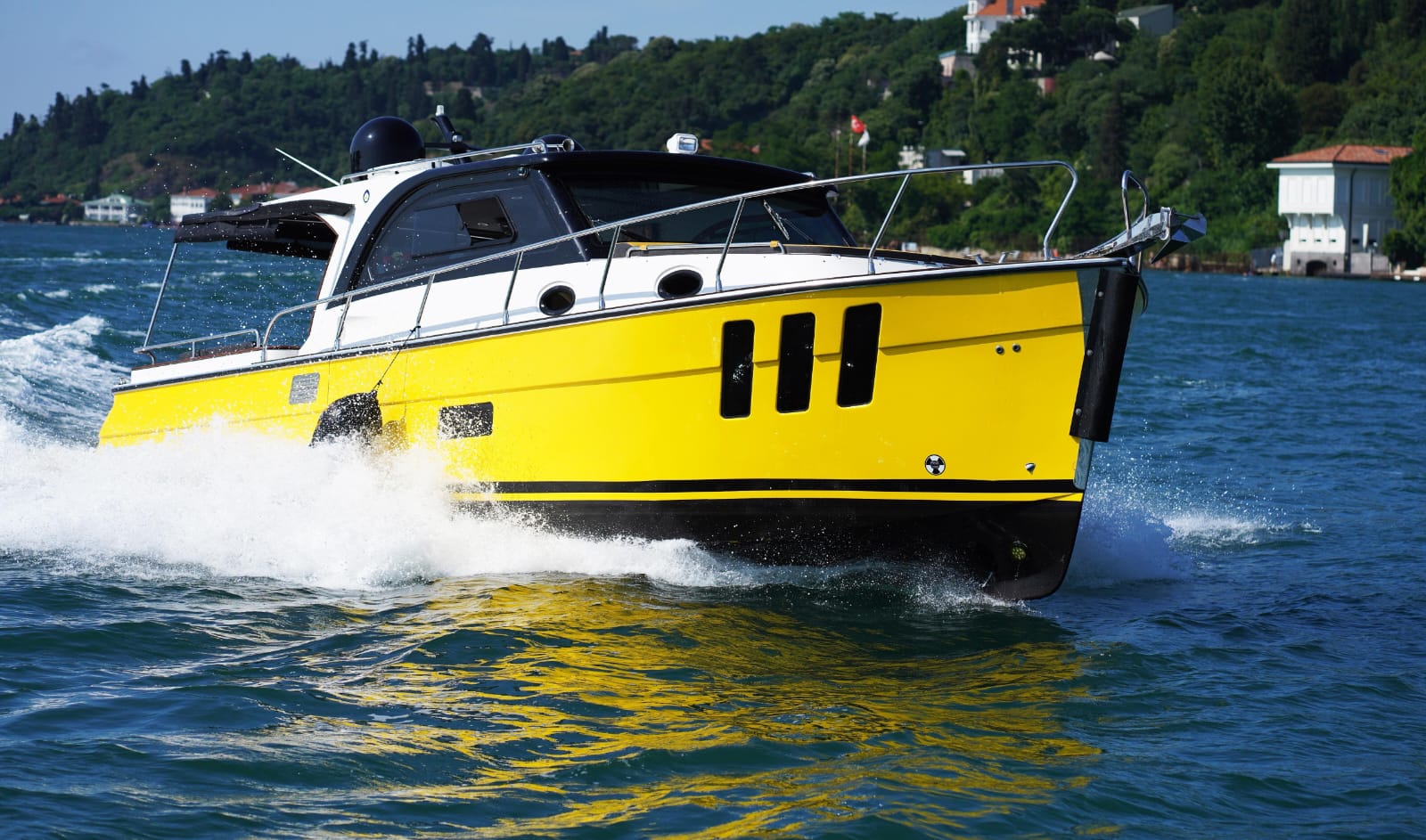 Sindoma 3 – Boğaz’da Yemekli ve Organizasyon Teknesi